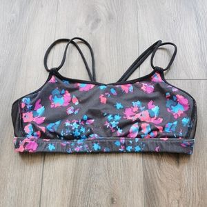 Lululemon sports bra size 8